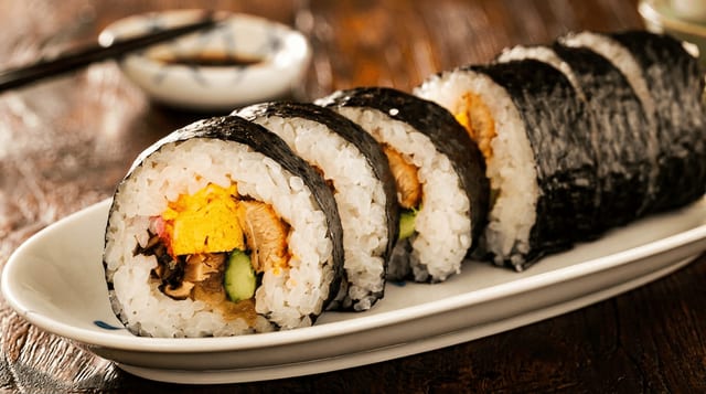 Futomaki.